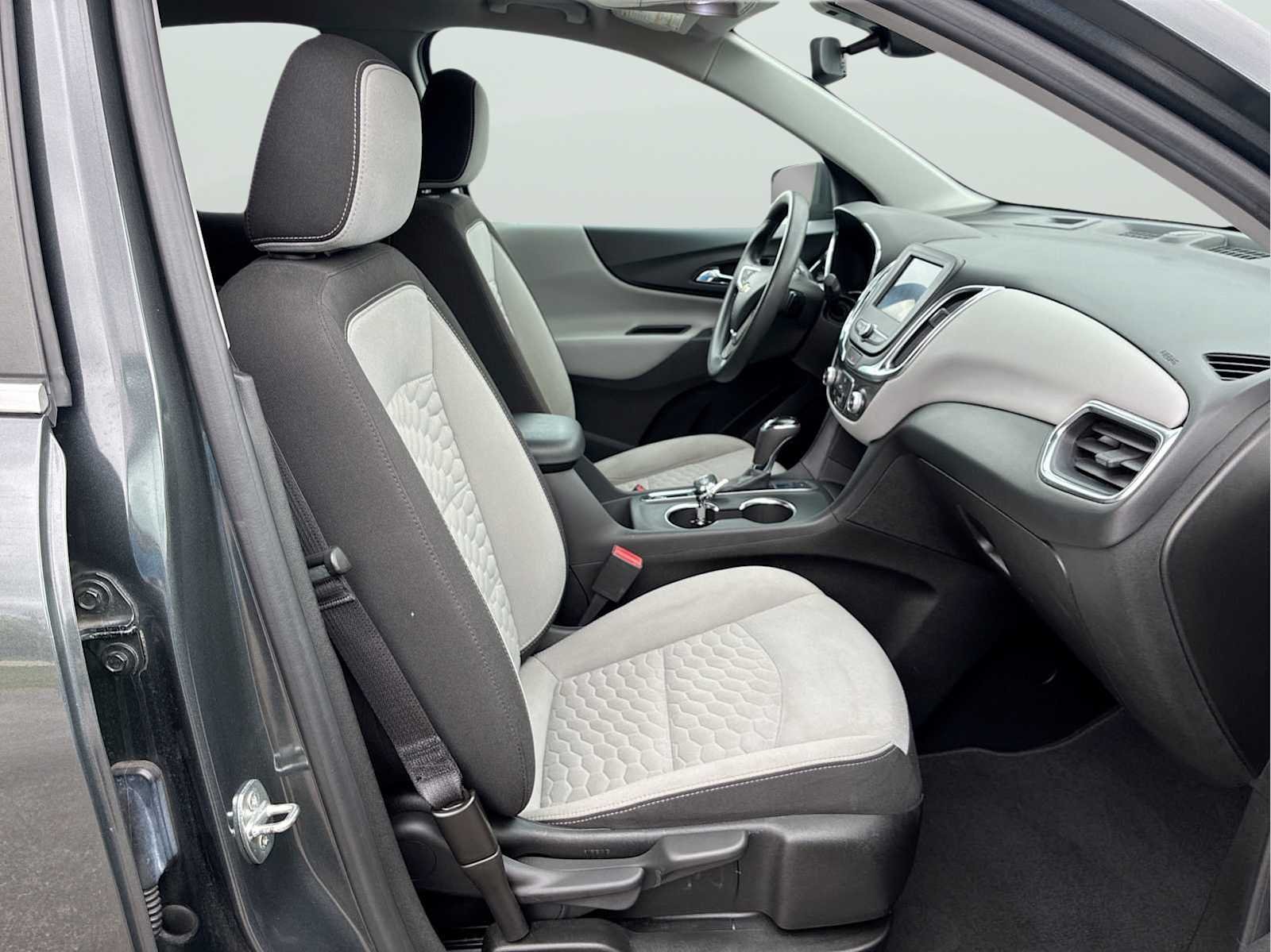 2021 Chevrolet Equinox LT - Photo 27