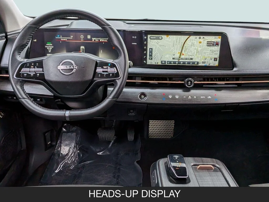 Used 2023 Brown Nissan PREMIERE image 13