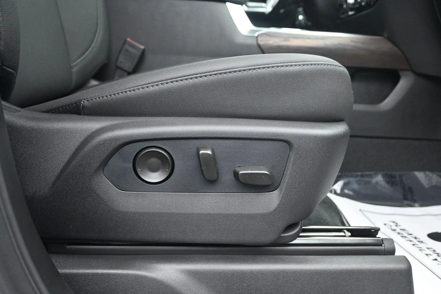 2026 GMC Sierra 2500HD SLT - Photo 12