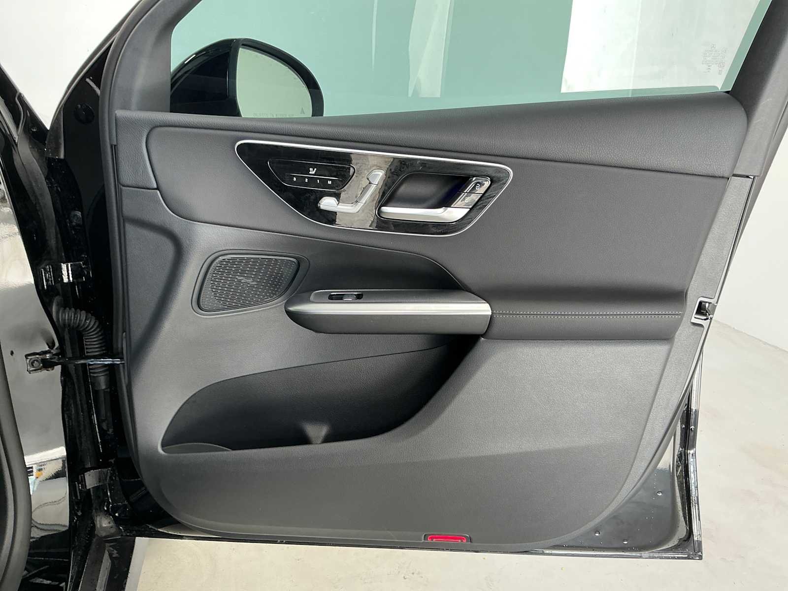 Certified Used 2026 Black Mercedes-Benz GLC 300 image 23