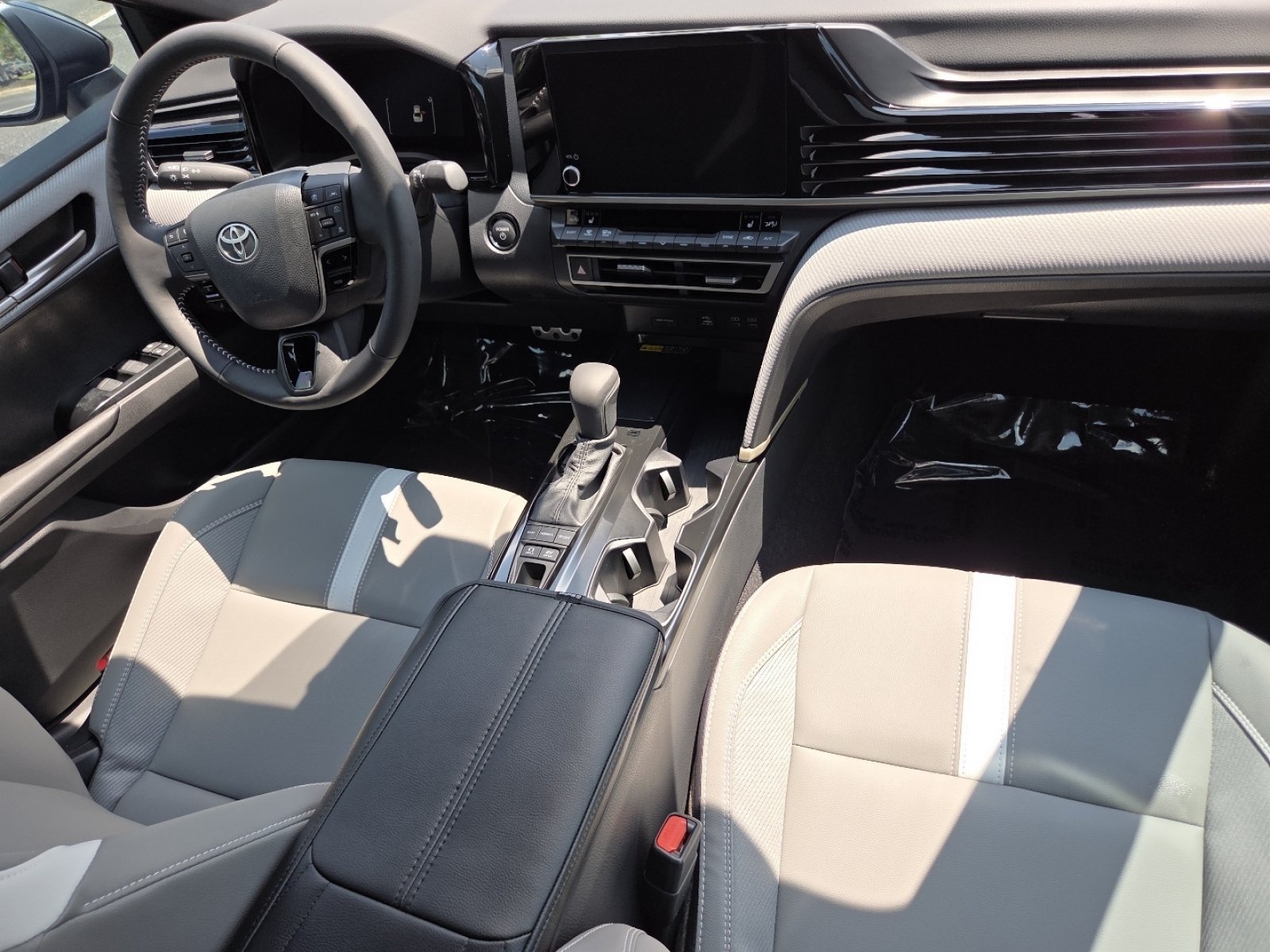 Used 2026 Midnight Black Metallic Toyota SE image 28