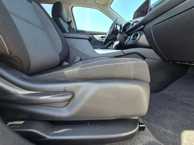 Used 2024 White Chevrolet LT image 18