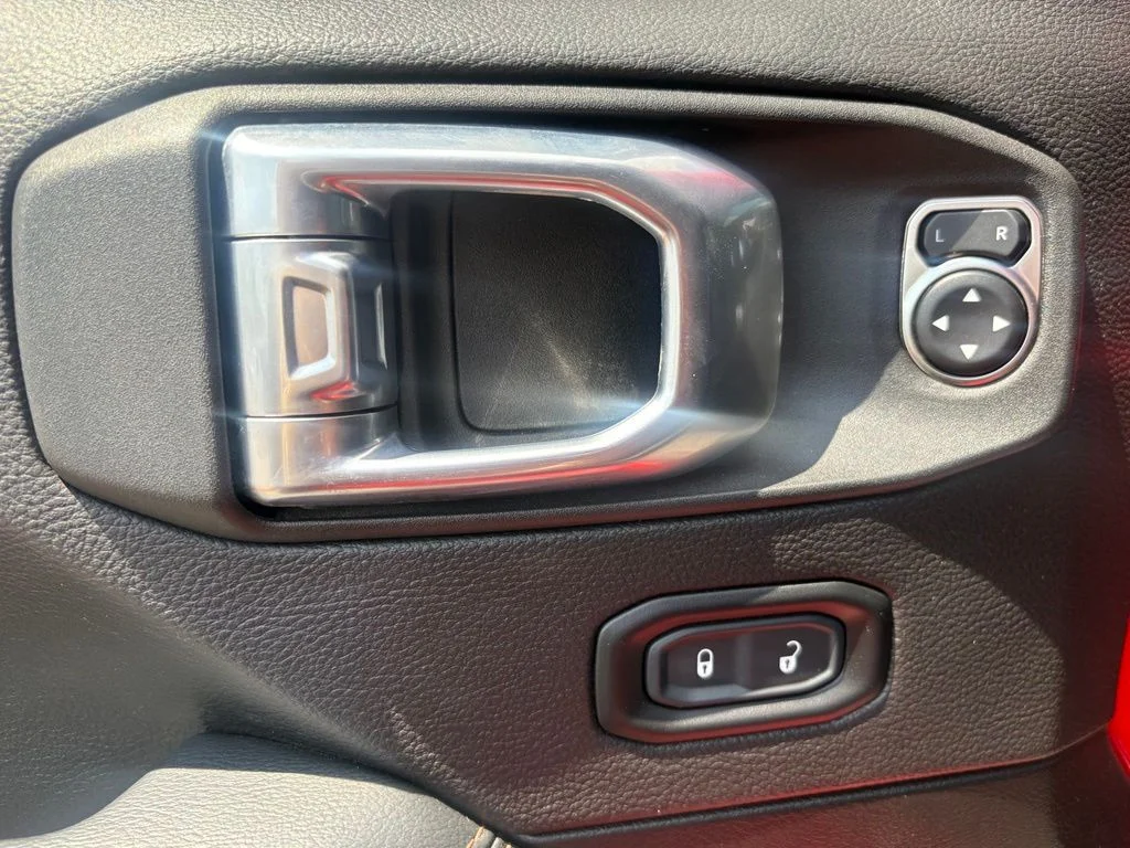 Used 2023 Red Jeep Rubicon 392 image 12