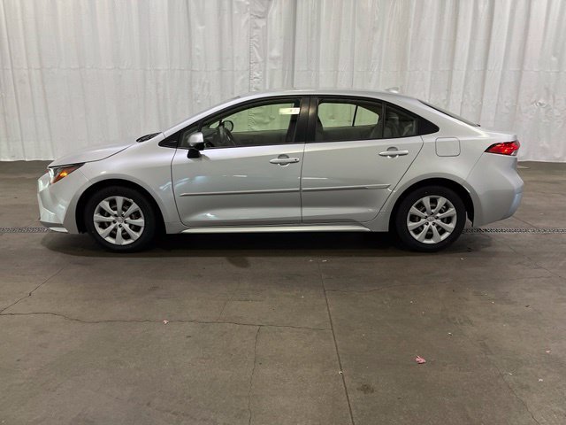 Certified Used 2022 Silver Toyota LE image 7