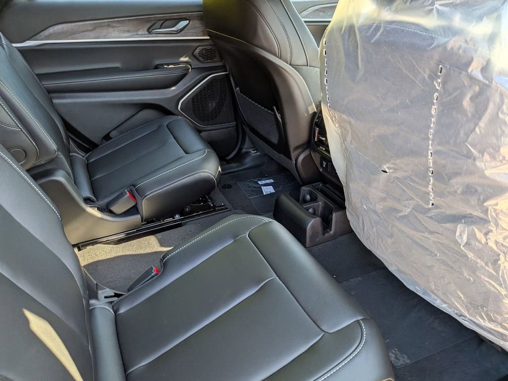 2025 Jeep Grand Cherokee L Limited - Photo 18