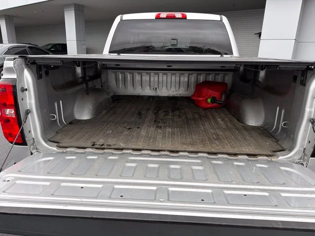 Used 2018 Silver Chevrolet LT image 5
