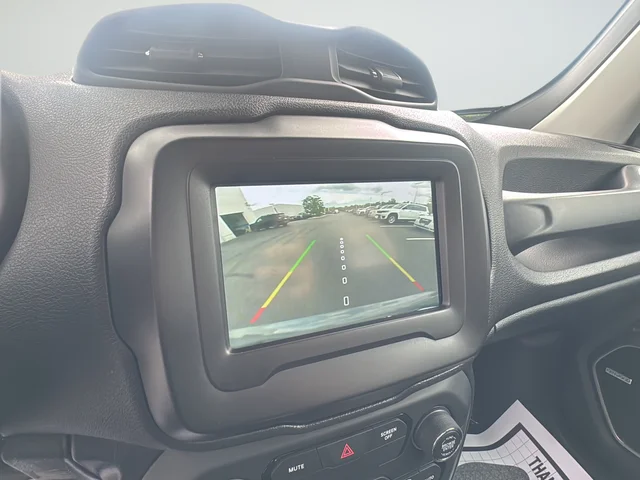 Used 2020 Gray Jeep Limited image 15