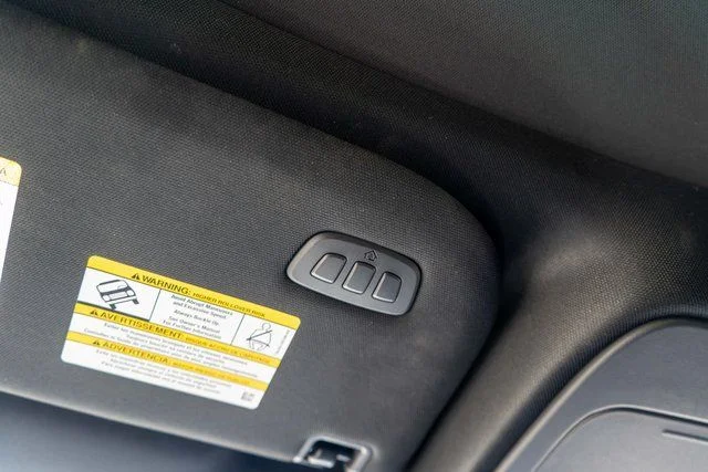 Used 2025 Silver Ford Tremor image 32
