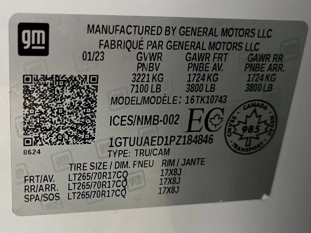 Used 2023 White GMC Pro image 60