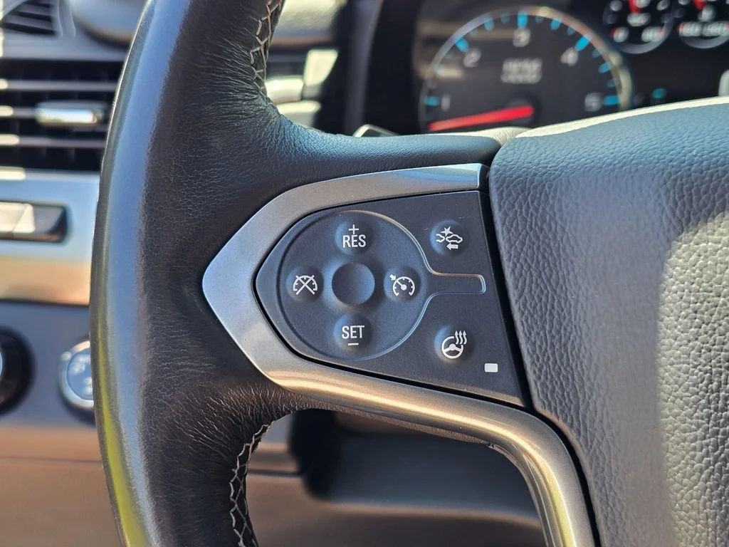 Used 2018 SUMMIT WHITE Chevrolet Premier image 31