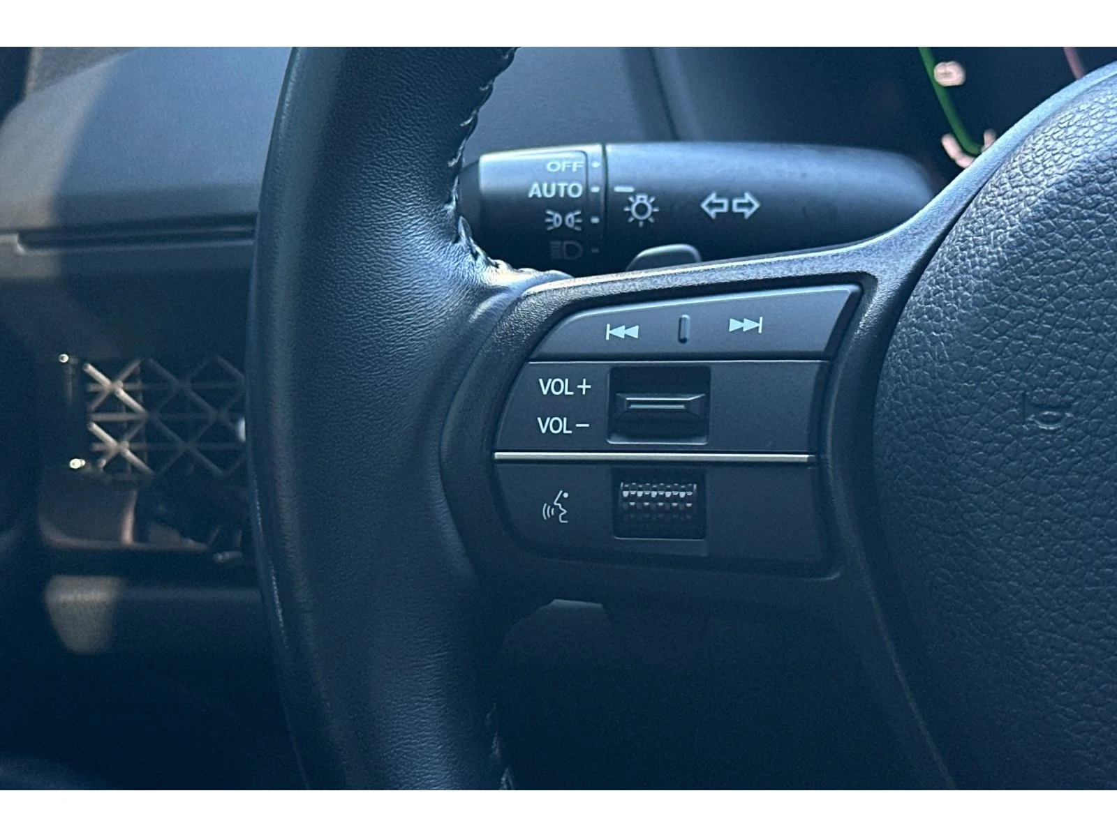 Used 2023 Urban Gray Pearl Honda Sport-L image 33