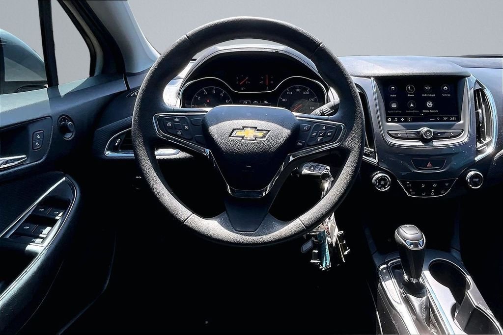 Used 2019 Silver Chevrolet LS image 5