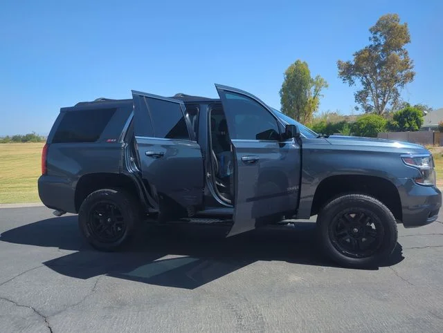 Used 2019 Gray Chevrolet LT image 8