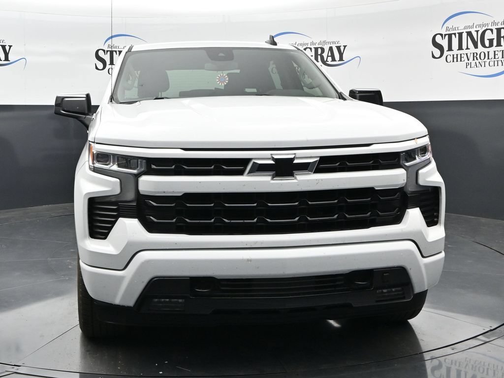 Used 2023 SUMMIT WHITE Chevrolet RST image 2