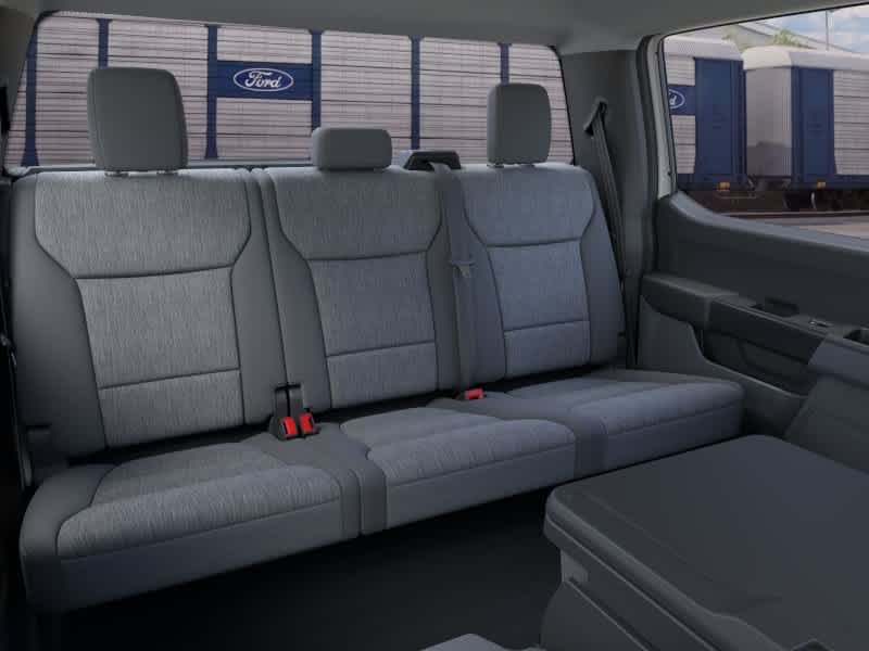 New 2026 Oxford White Ford XL image 11