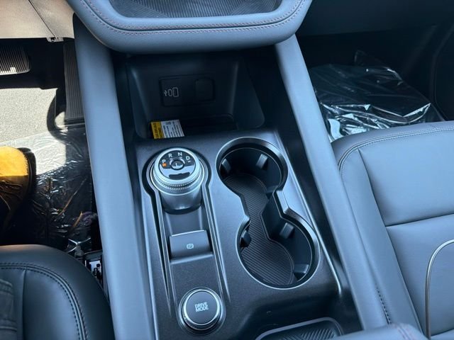 New 2026 Vapor Blue Metallic Ford Active image 18