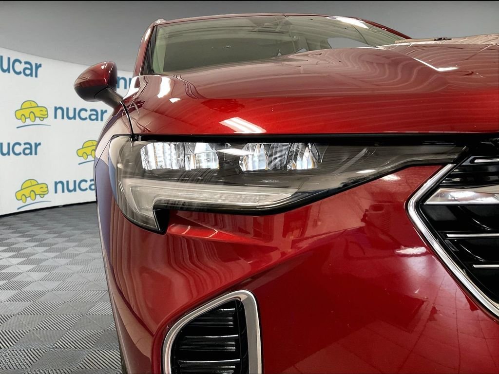 Used 2023 Red Buick Preferred image 33