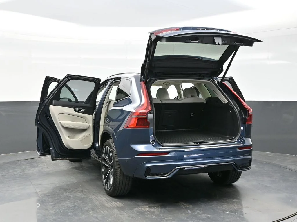 New 2026 Denim Blue Volvo Ultra image 39