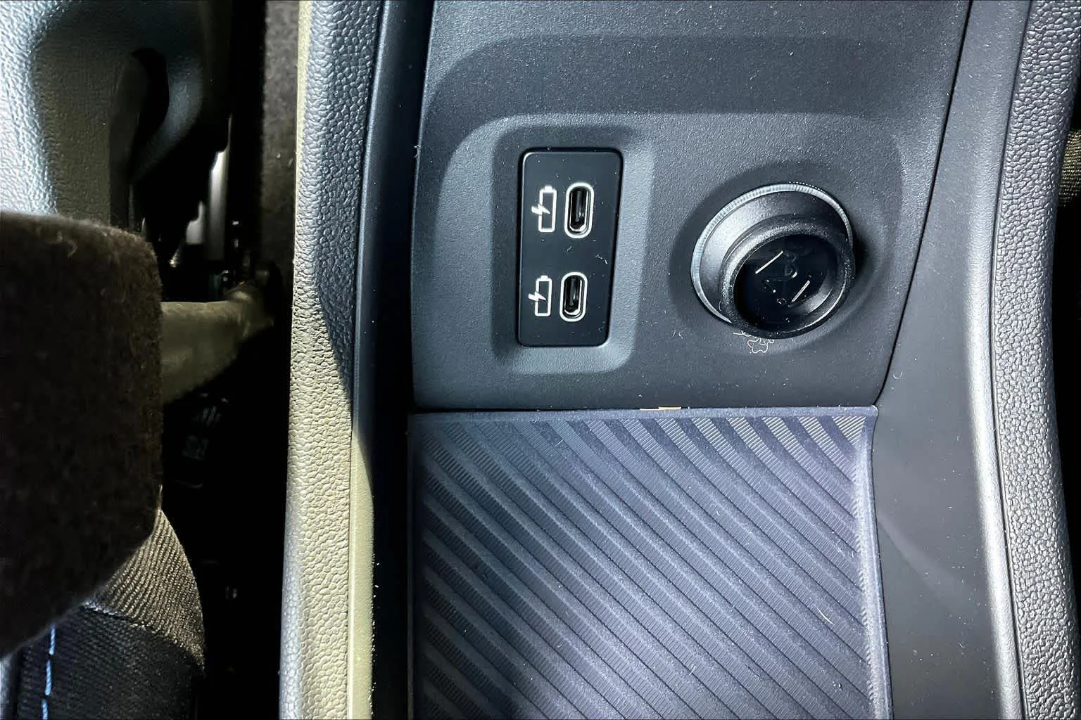 Used 2025 Melting Silver III Metallic MINI Cooper S image 35