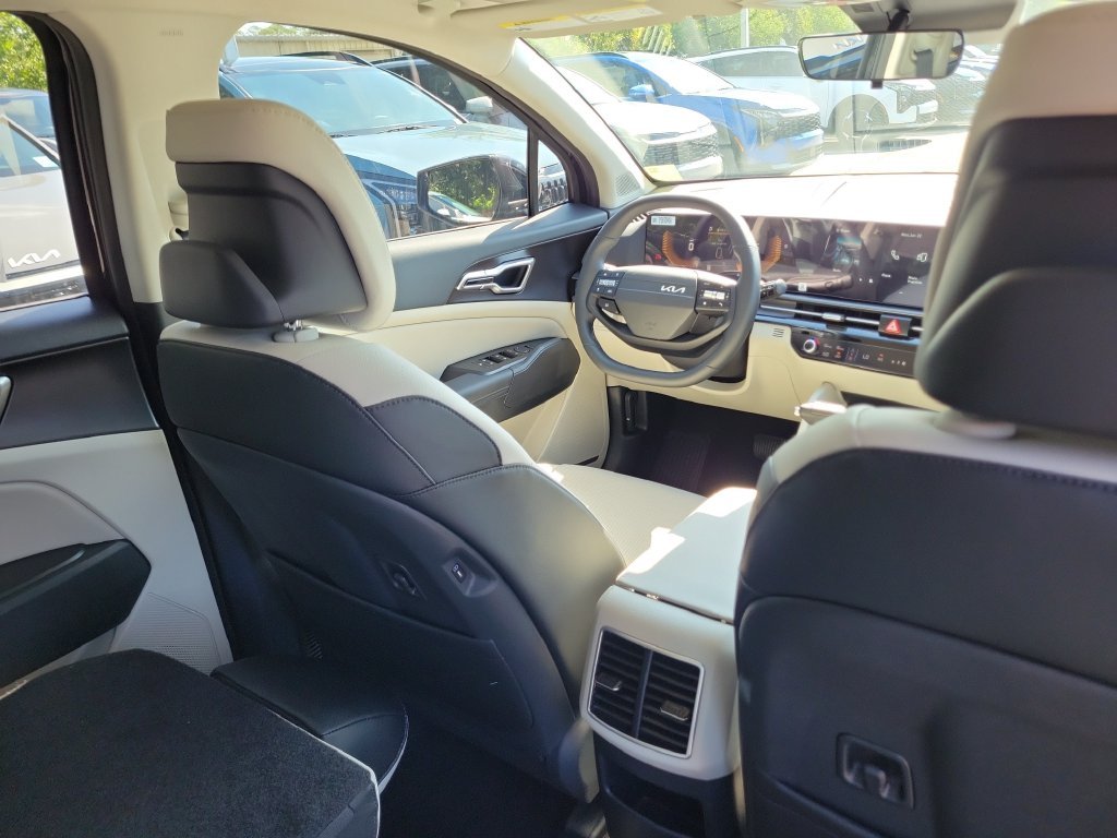New 2026 Ebony Black Kia EX image 13