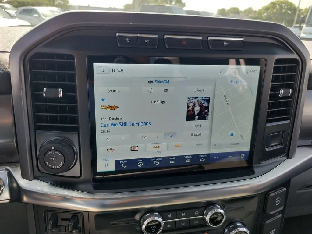 Used 2022 Black Ford LARIAT image 13