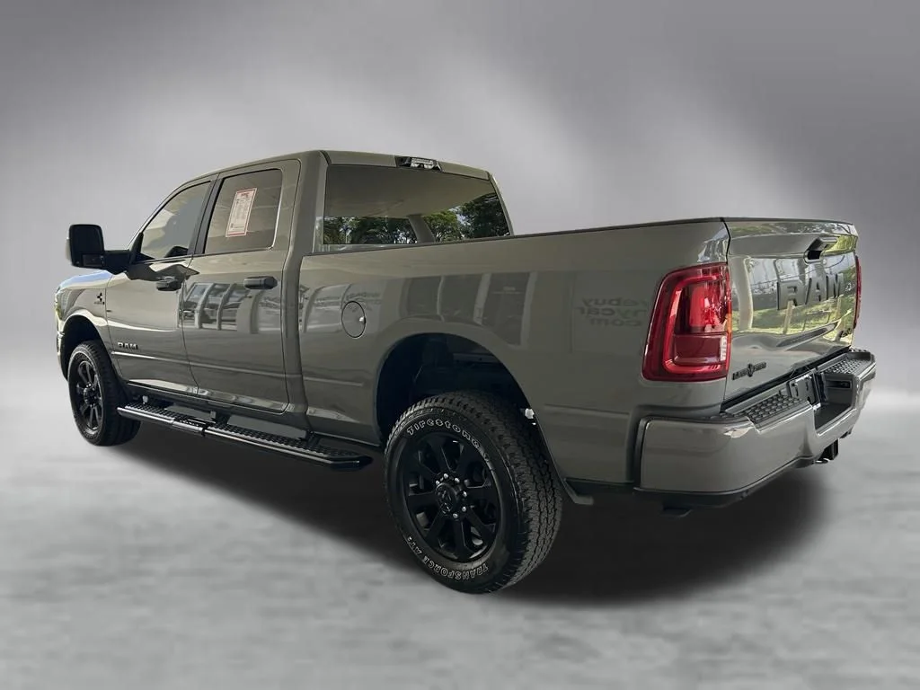 Used 2026 White Ram Big Horn image 3