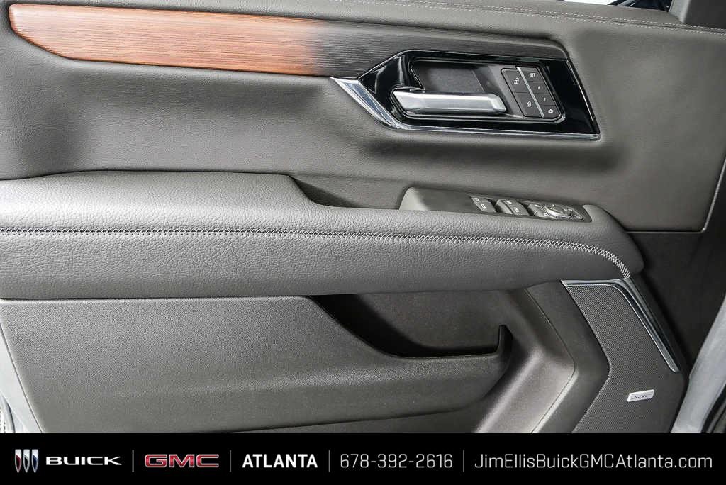 2026 GMC Yukon XL Denali - Photo 7