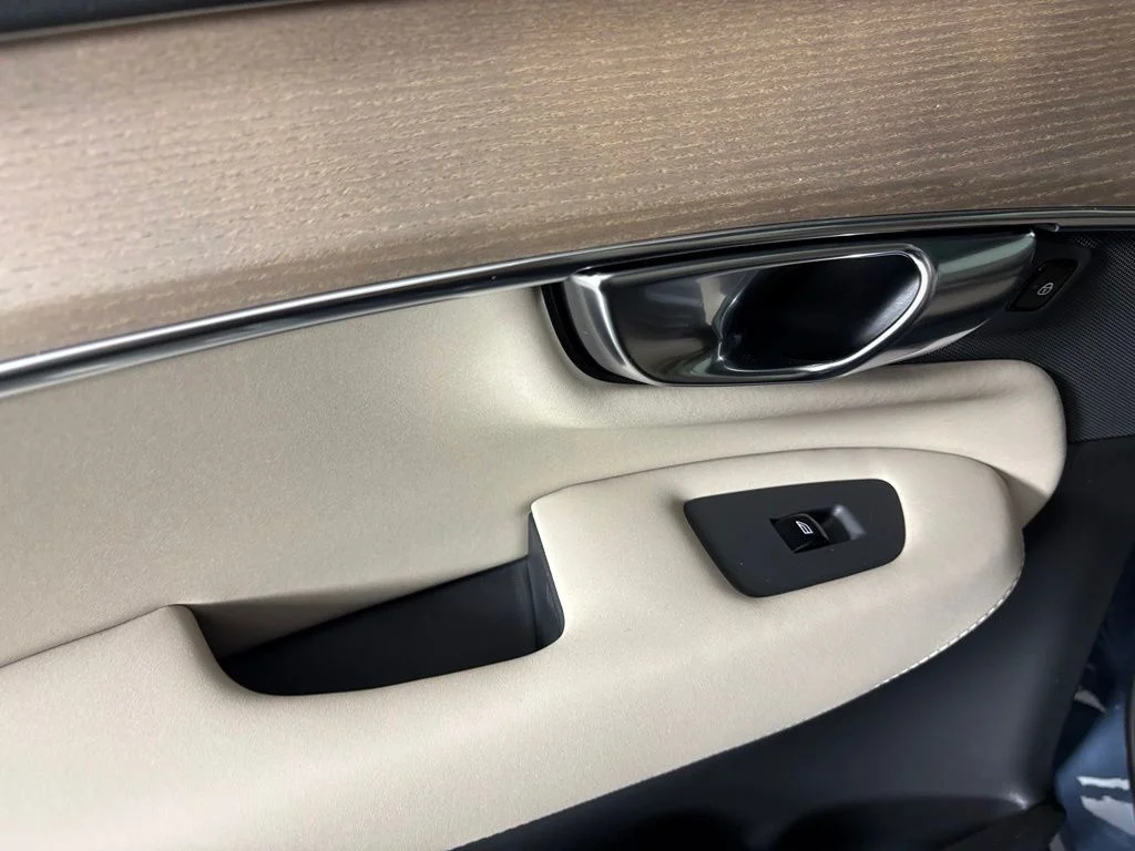 New 2026 Denim Blue Metallic Volvo Plus image 36