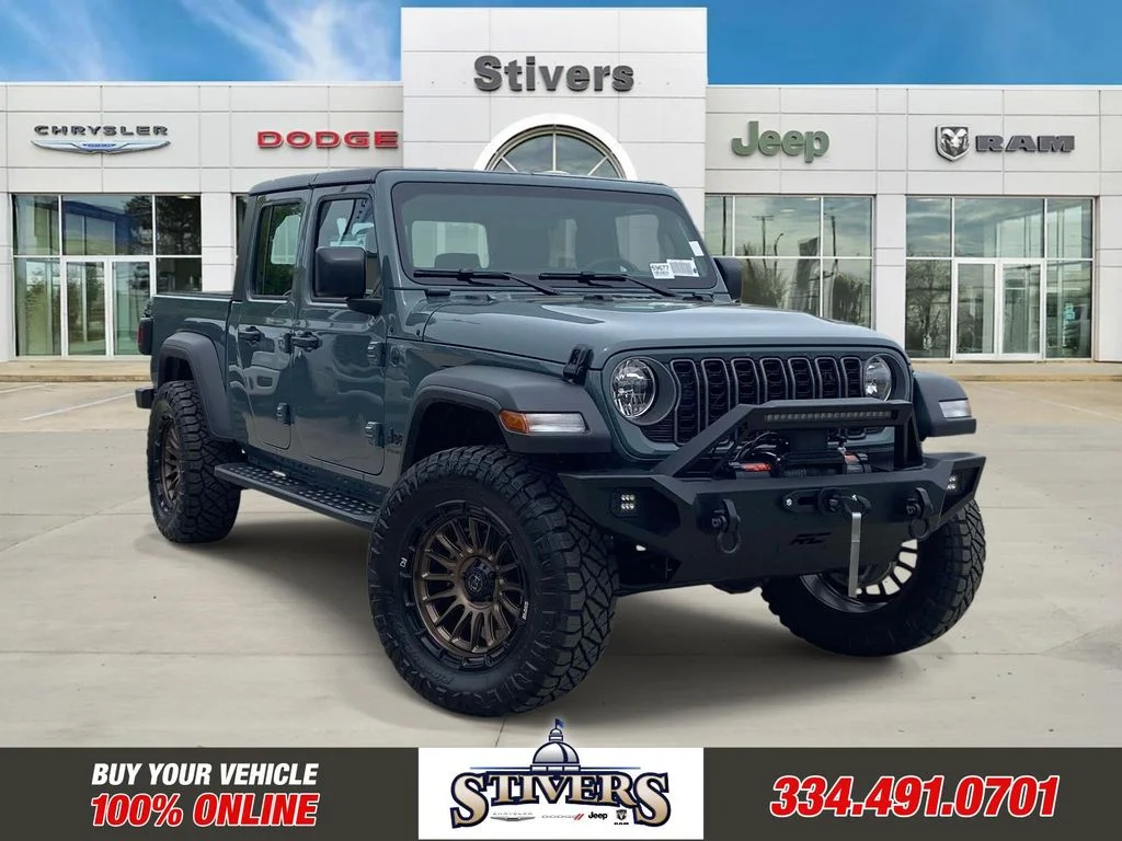 2026 Jeep Gladiator Sport Auto's photo