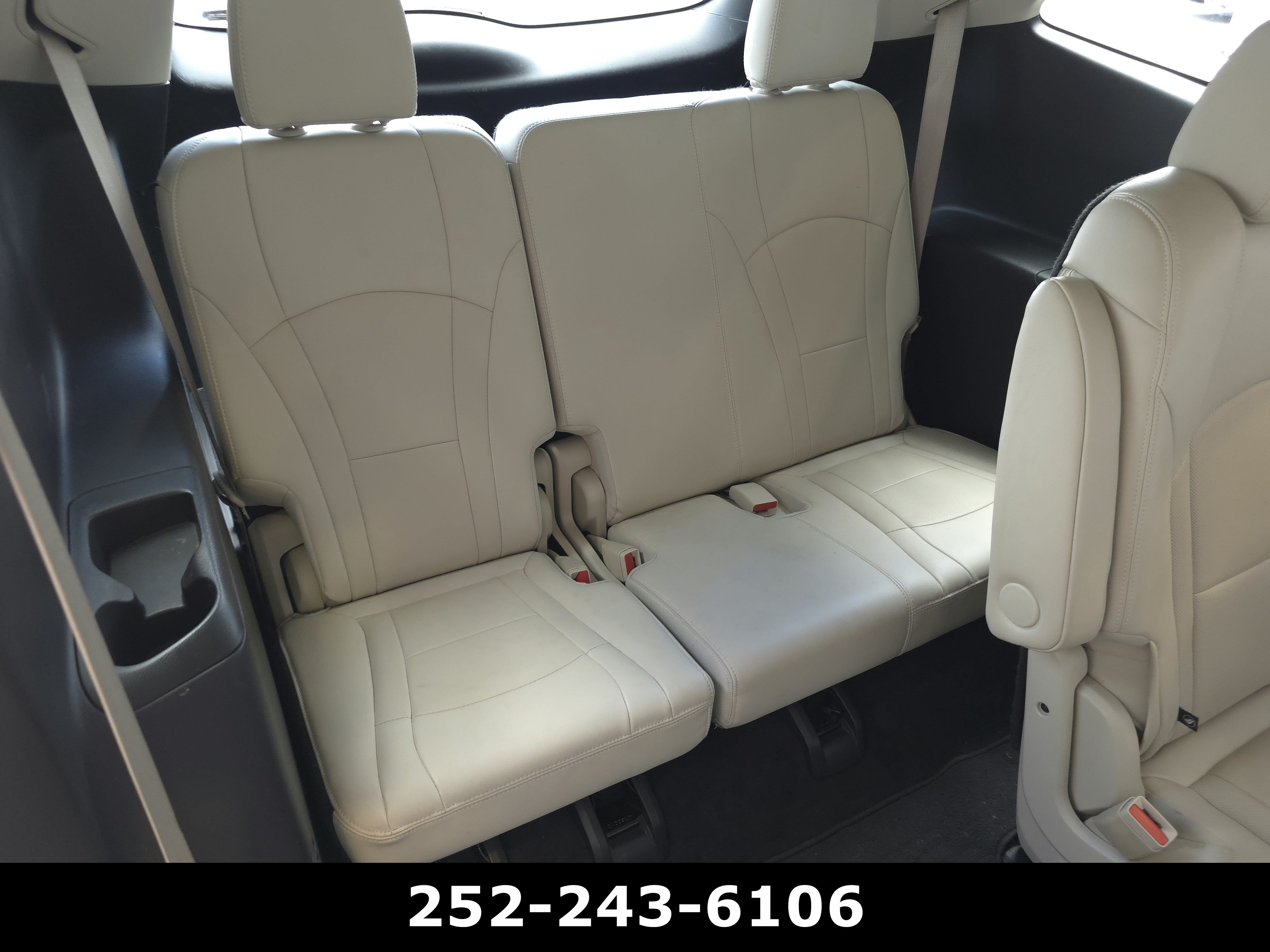 Used 2023 Summit White Buick Essence image 37