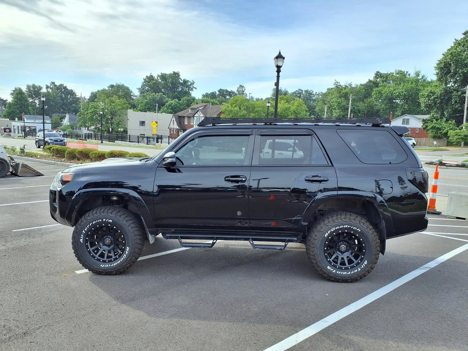Used 2019 Midnight Black Metallic Toyota TRD Off Road Premium image 27