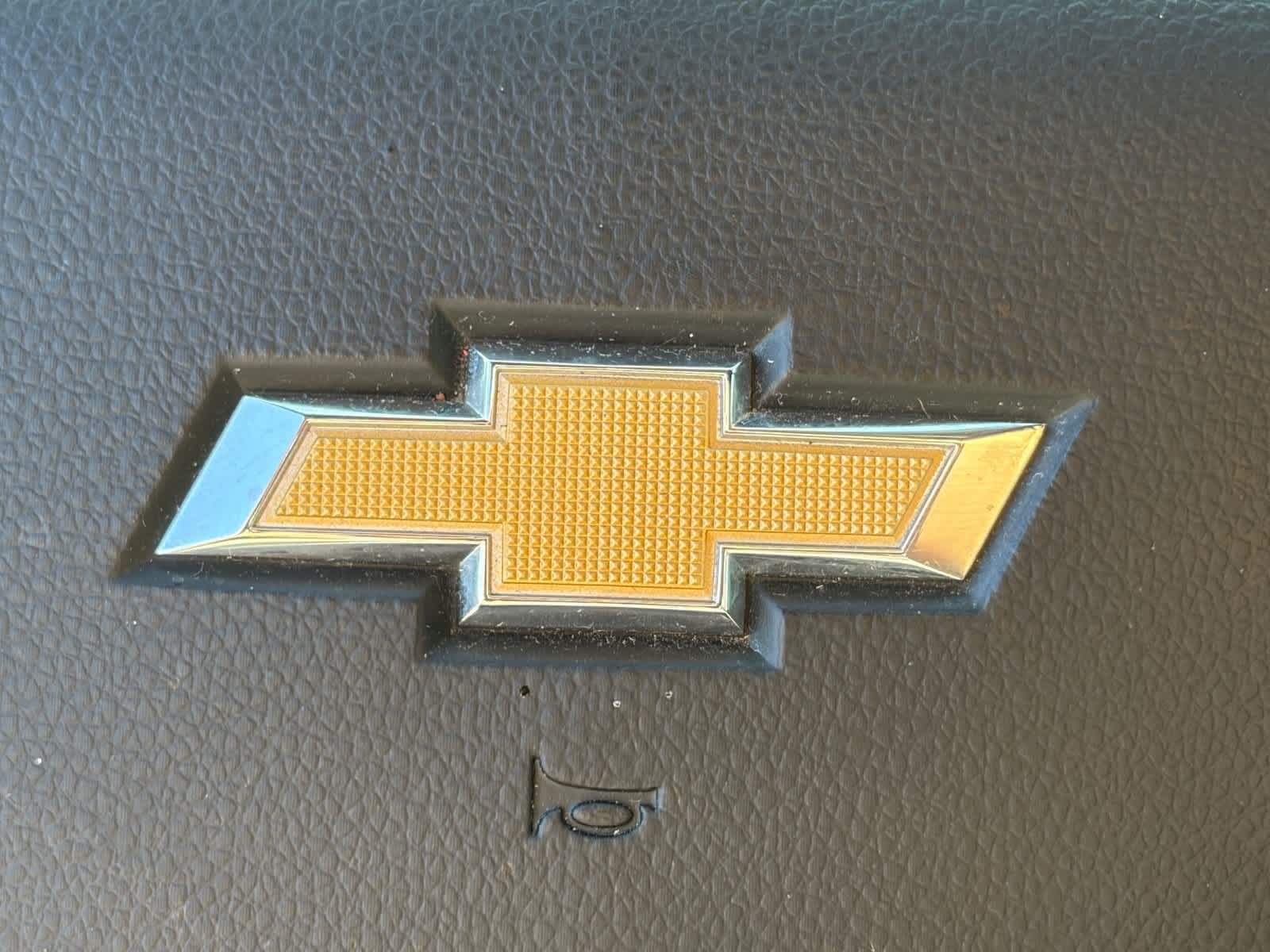Used 2021 White Chevrolet Custom image 15