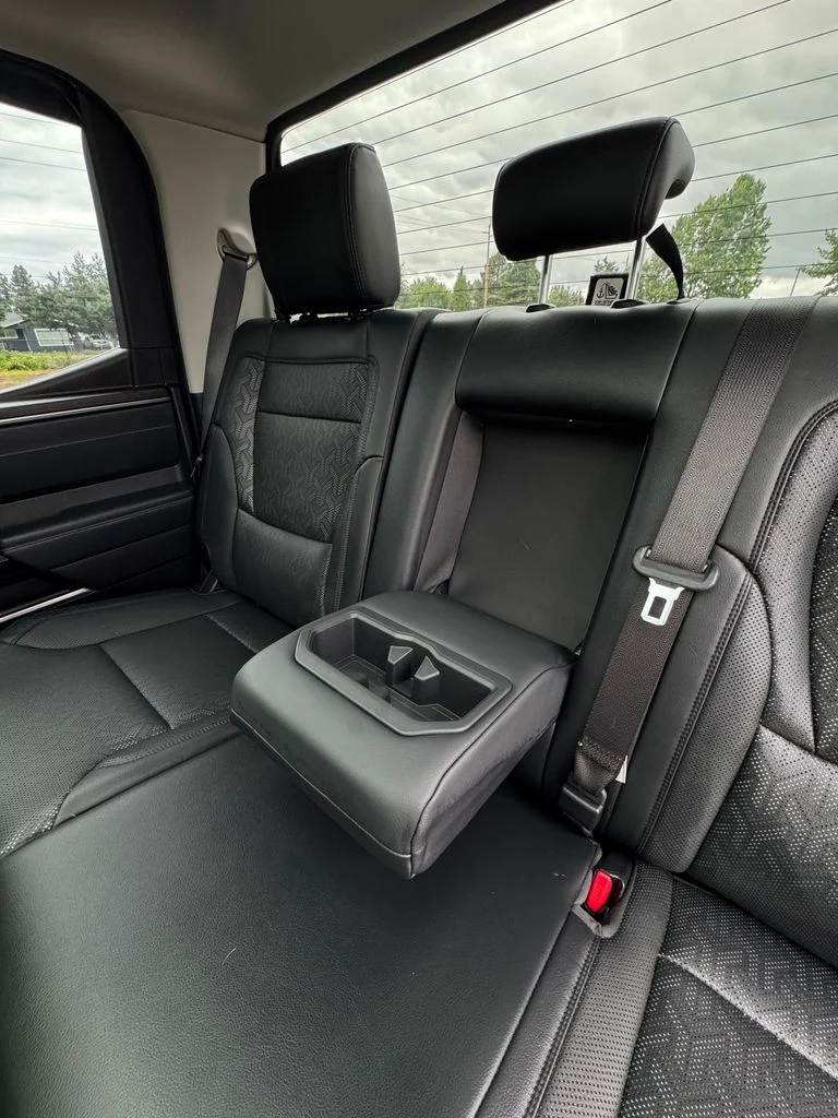 Used 2023 Ice Cap Toyota Limited image 27