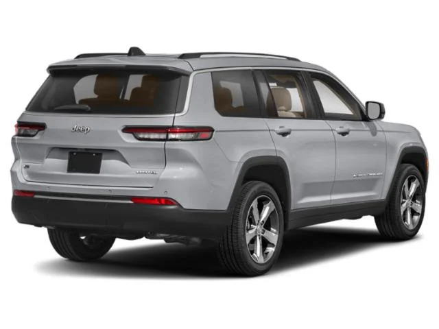 Used 2021 Silver Zynith Jeep Limited image 2