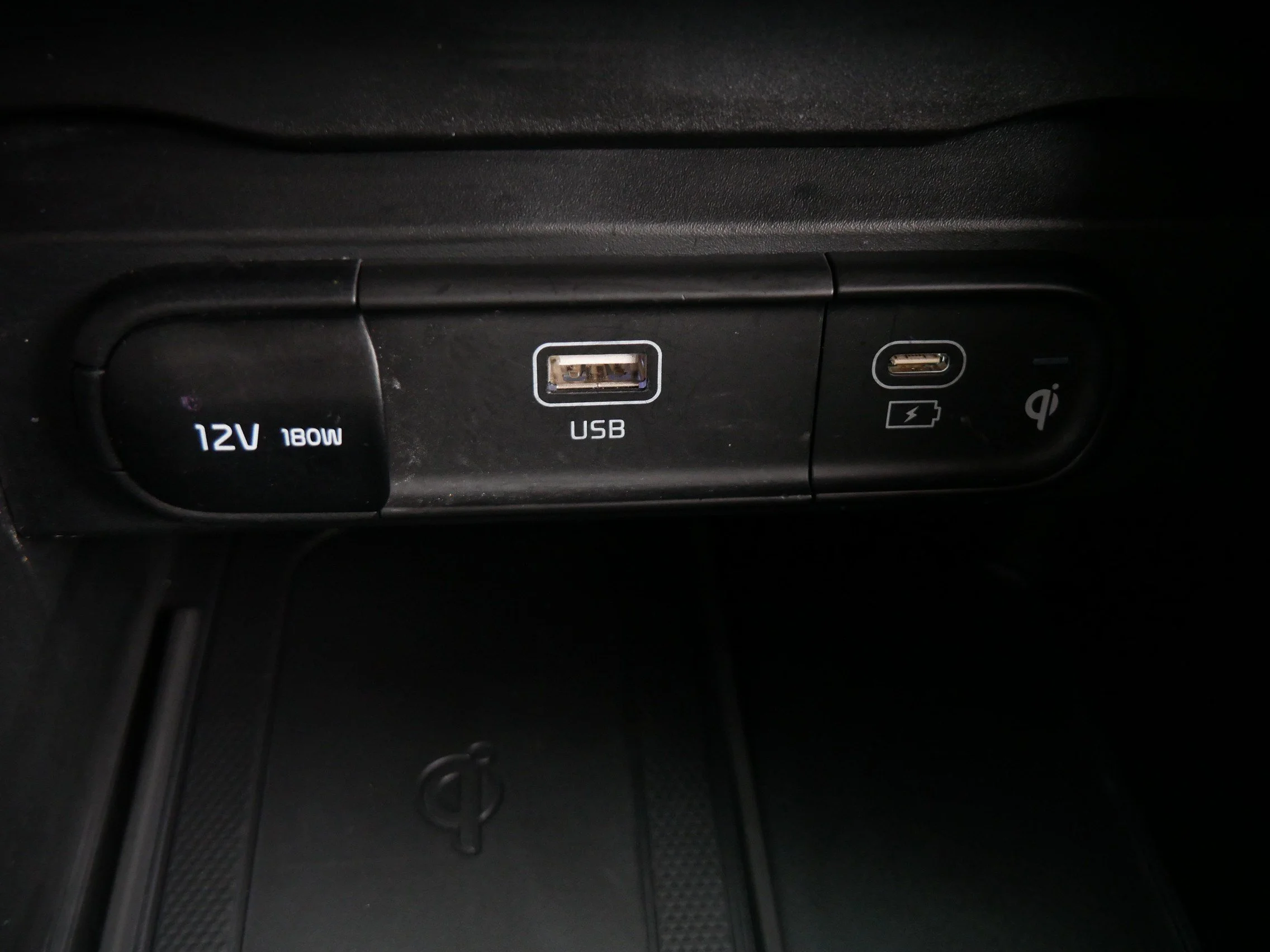 Used 2024 Wolf Gray Kia EX X-Line image 28