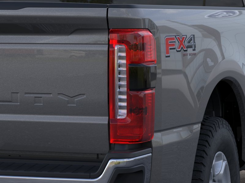 New 2026 Carbonized Gray Metallic Ford XLT image 21