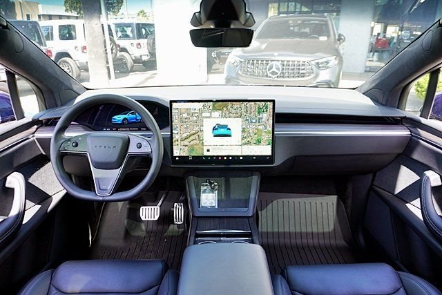 Used 2023 Blue Tesla Base image 19