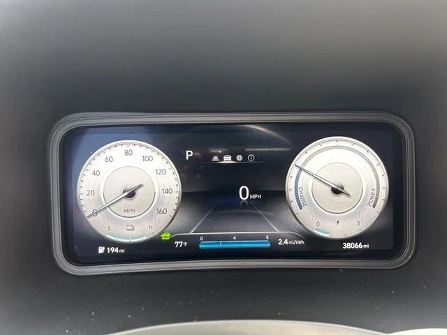Used 2023 Gray Hyundai SE image 21