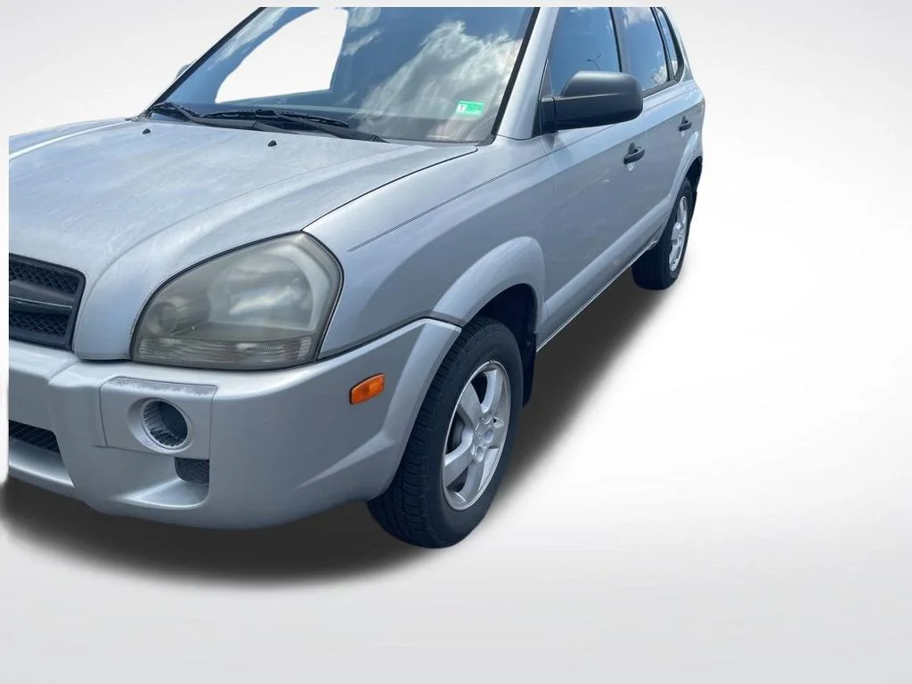 Used 2008 Silver Hyundai GLS image 3