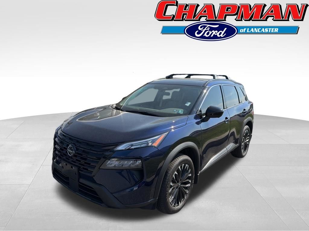 2026 Nissan Rogue Dark Armor AWD's photo