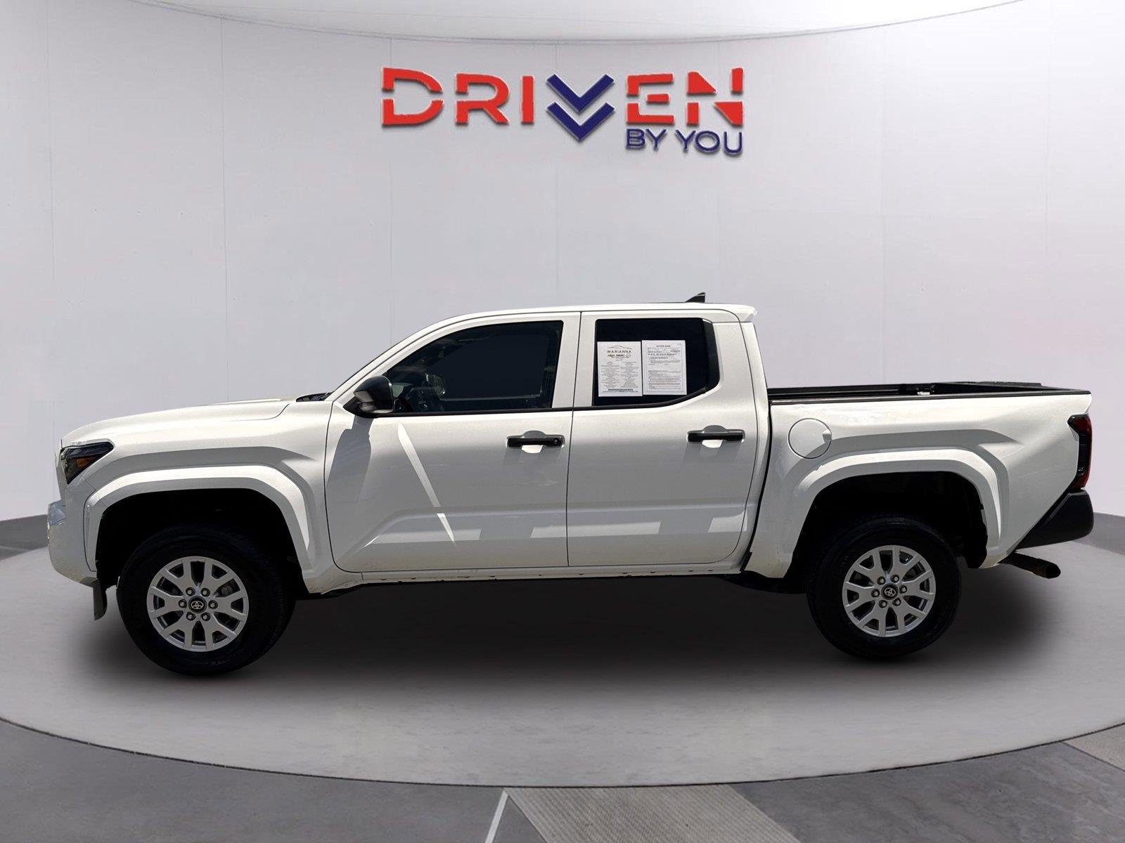 Used 2025 Ice Cap Toyota SR image 6