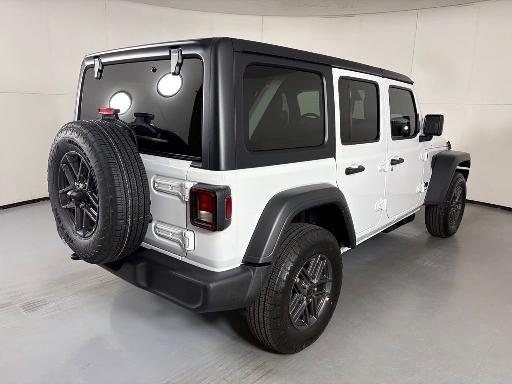 New 2026 Bright White Clear-Coat Exterior Paint Jeep Sport S image 9