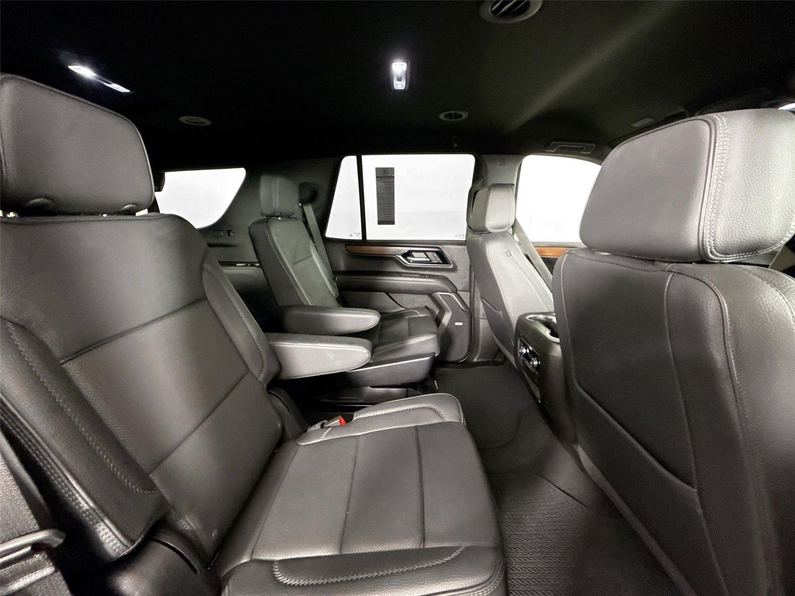 Used 2025 Onyx Black GMC Denali image 44