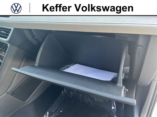 New 2026 White Volkswagen 1.5T SE image 32