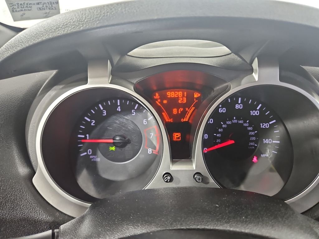 Used 2013 Red Nissan SL image 16