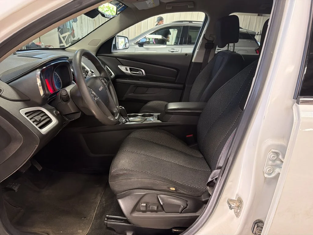 Used 2017 White GMC SLE-1 image 13