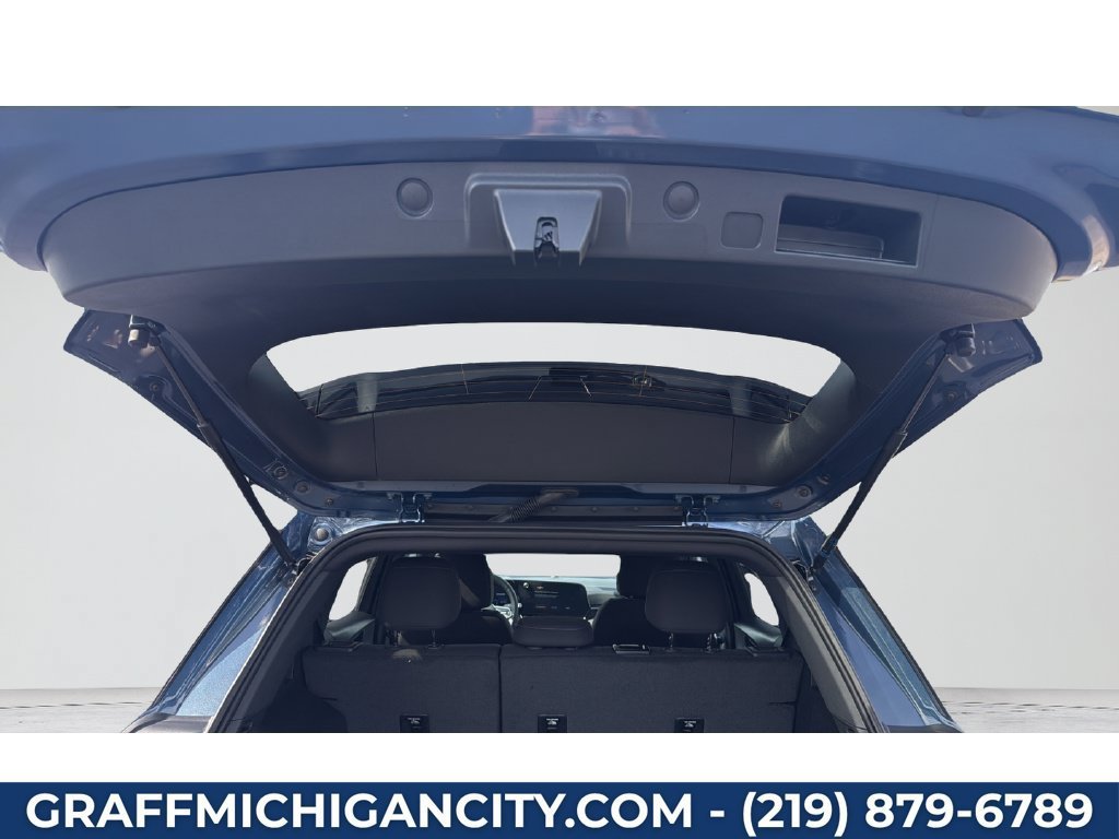 2027 Chevrolet Equinox LT - Photo 34