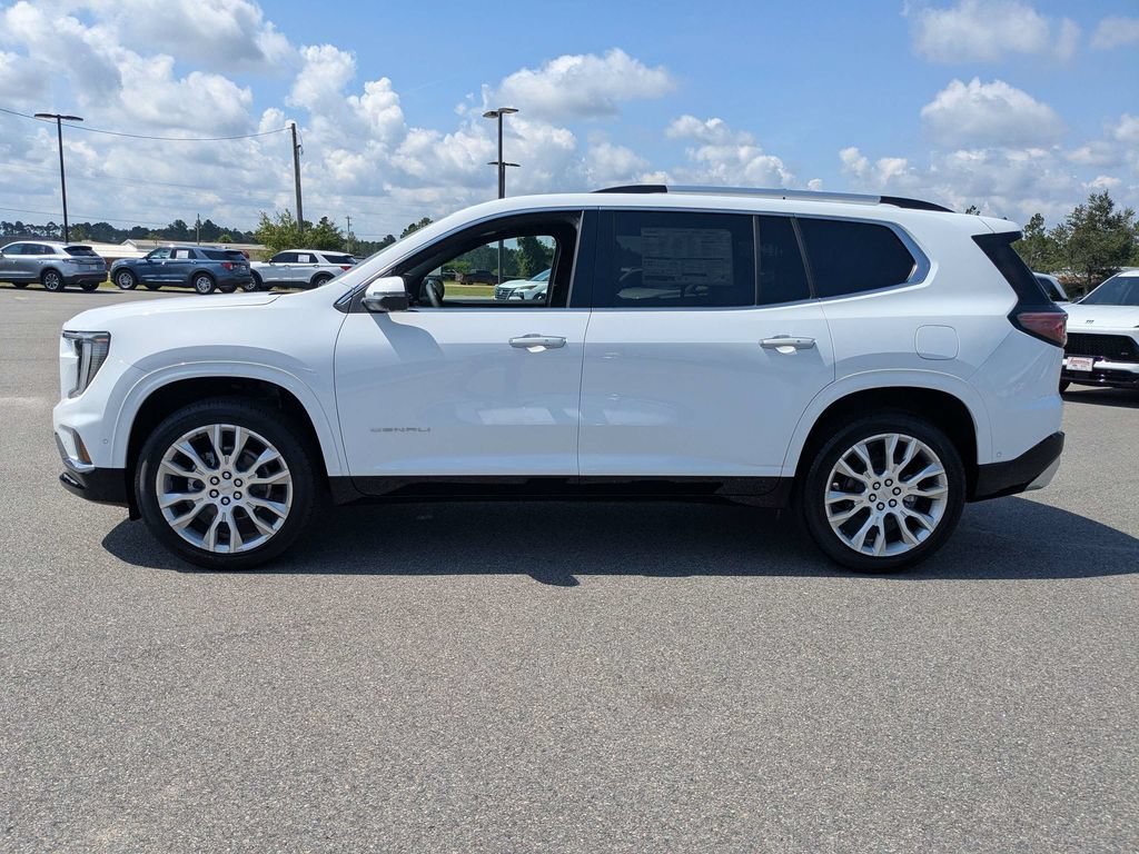 2026 GMC Acadia Denali - Photo 7