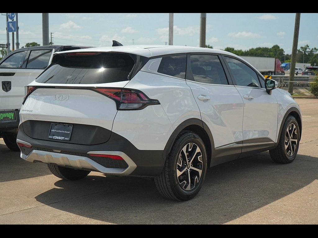 Used 2024 Glacial White Pearl Kia EX image 4
