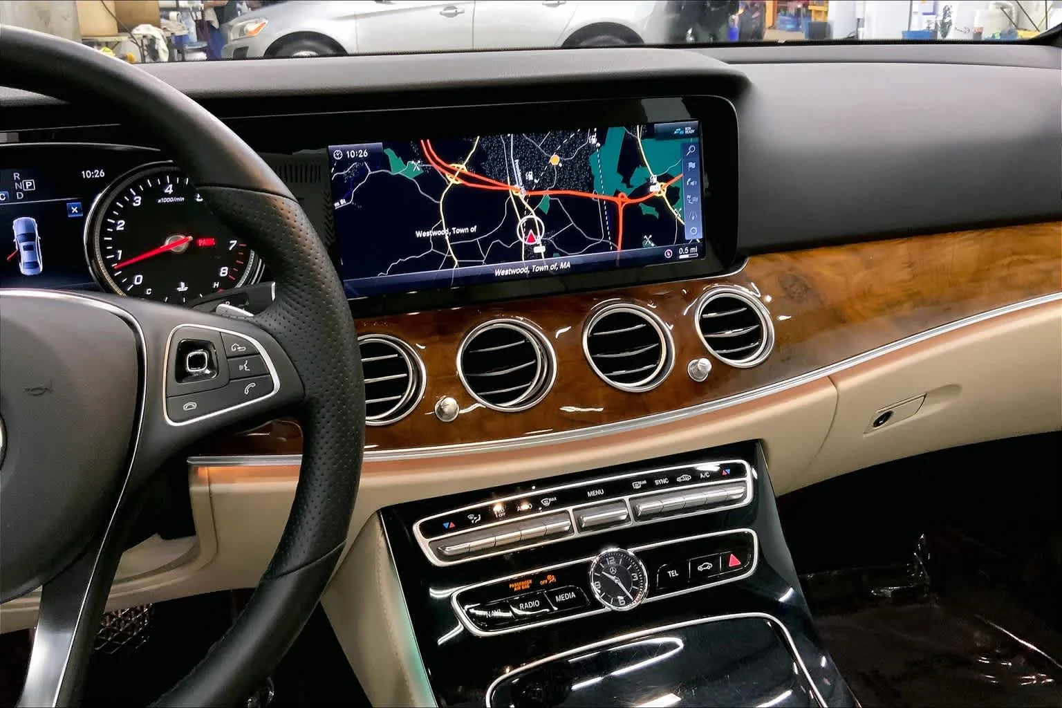 Used 2018 Polar White Mercedes-Benz E 300 image 6